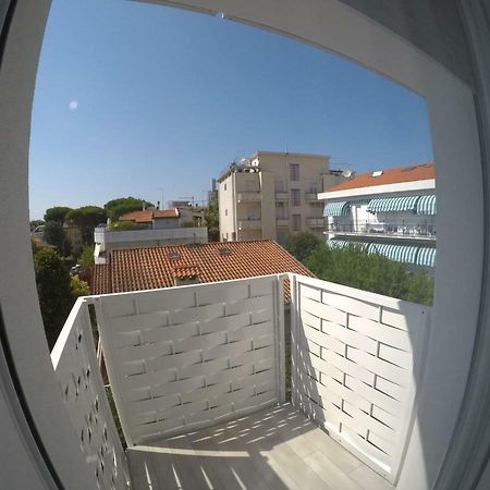 Wellove Aparthotel Riccione Exterior photo